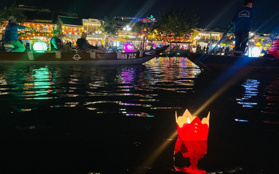 1 hoi an city tour boat ride lantenn release Hoi An City Tour: Boat Ride & Lantenn Release