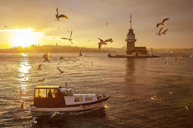 Istanbul Bosphorus Boat Cruise Tour ( MORNİNG or SUNSET )