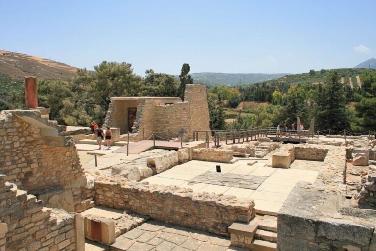 Knossos Palace & Heraklion Full-Day Tour From Chania Area