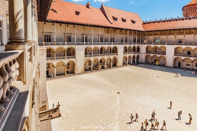 Krakows Old Town & Wawel Castle: Private Half-Day Tour