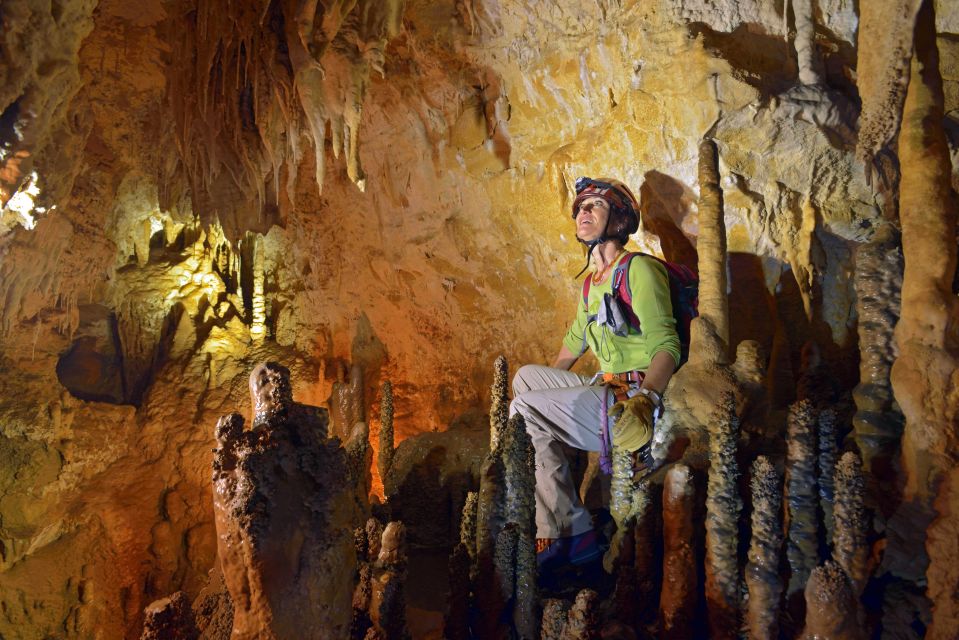 La Ciotat: Caving in Calanques National Park Half-Day Tour - Meeting Point