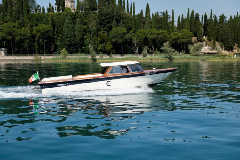 Lake Garda: Private Sunset Cruise to Isola Del Garda