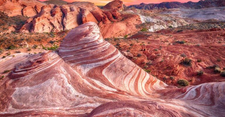 Lake Mead: Valley of Fire Self-Guided Driving Audio Tour