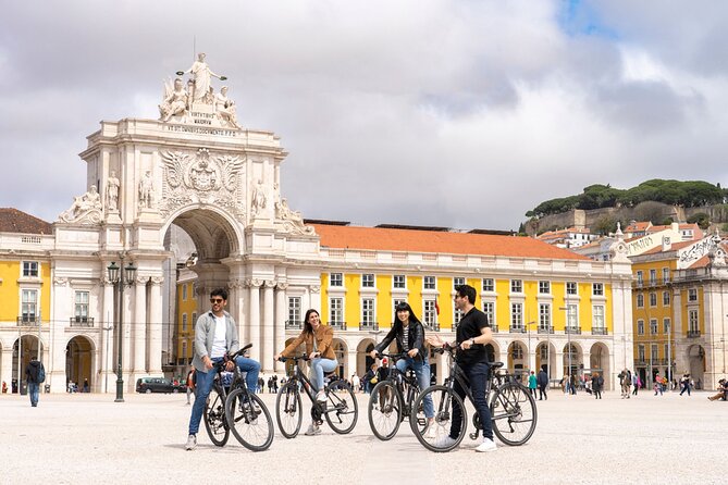 Lisbon 360 City Tour: Bike Tour, Boat Trip and Helicopter Flight