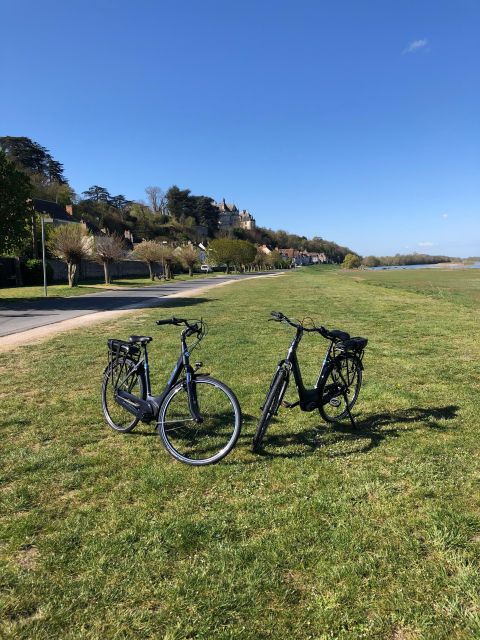 Loire Castles With Electric Bicycle