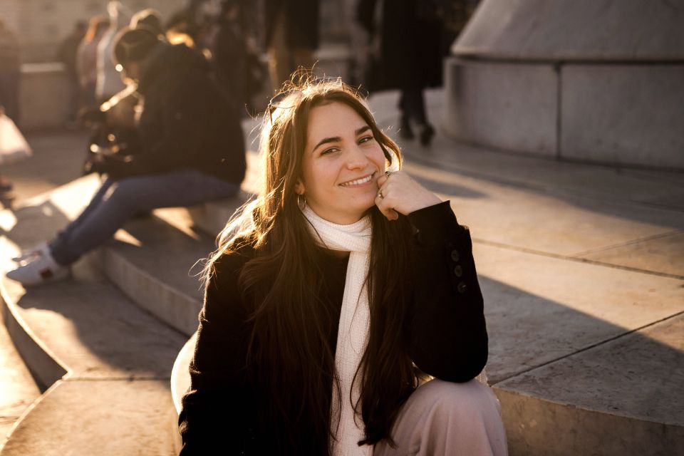 London: Professional Photoshoot Outside Buckingham Palace