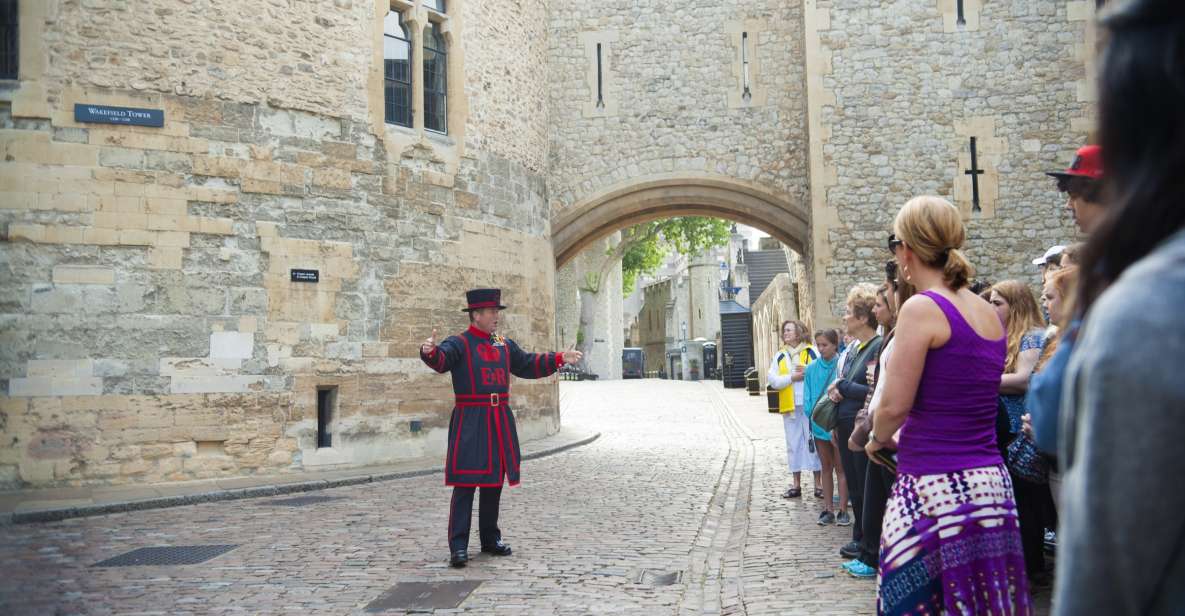 1 london tower of london thames boat changing of the guard London: Tower of London, Thames Boat & Changing of the Guard