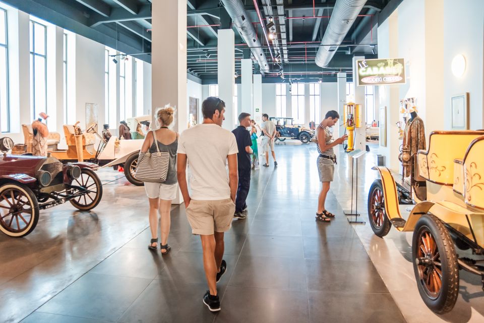 Malaga: Museo Automovilistico Ticket and Tour