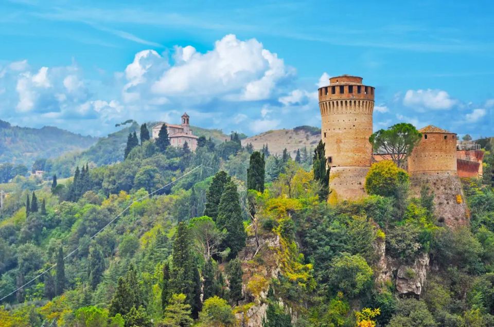 Medieval Villages Getaway – Private Day Tour From Bologna