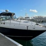 1 miami sundancer boat rental for 10 with gas and captain Miami Sundancer Boat Rental for 10 With Gas and Captain