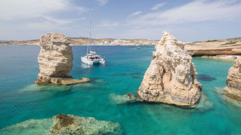Naxos: Catamaran Sailing Cruise With Swim Stops and Lunch
