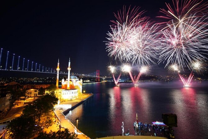 New Years Eve Dinner Cruise Party on the Bosphorus Istanbul