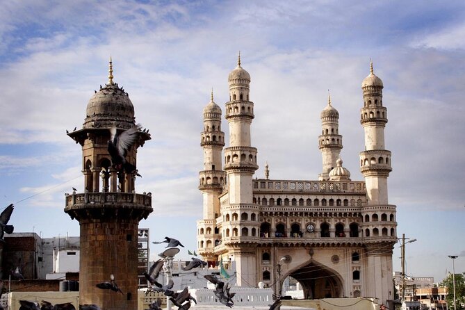 Old City Walking Tour in Charminar