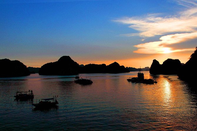 Overnight Bai Tu Long Bay and Ha Long Bay Cruise