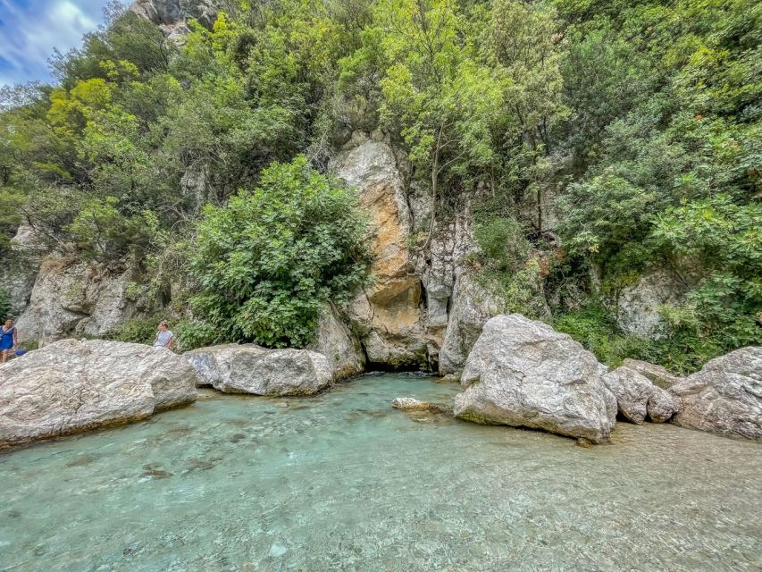 Parga: Acheron River, Necromanteion & Souli Tour