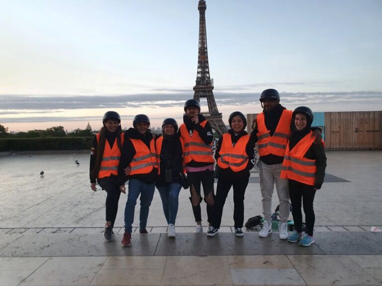 Paris: Guided Segway Tour at Night