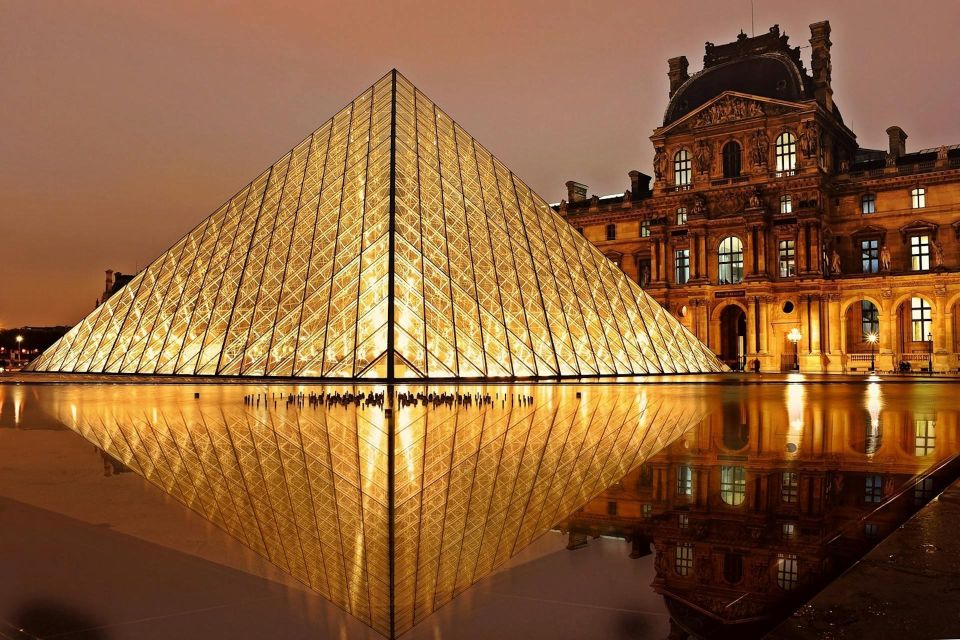 1 paris louvre pyramid the digital audio guide Paris - Louvre Pyramid : The Digital Audio Guide