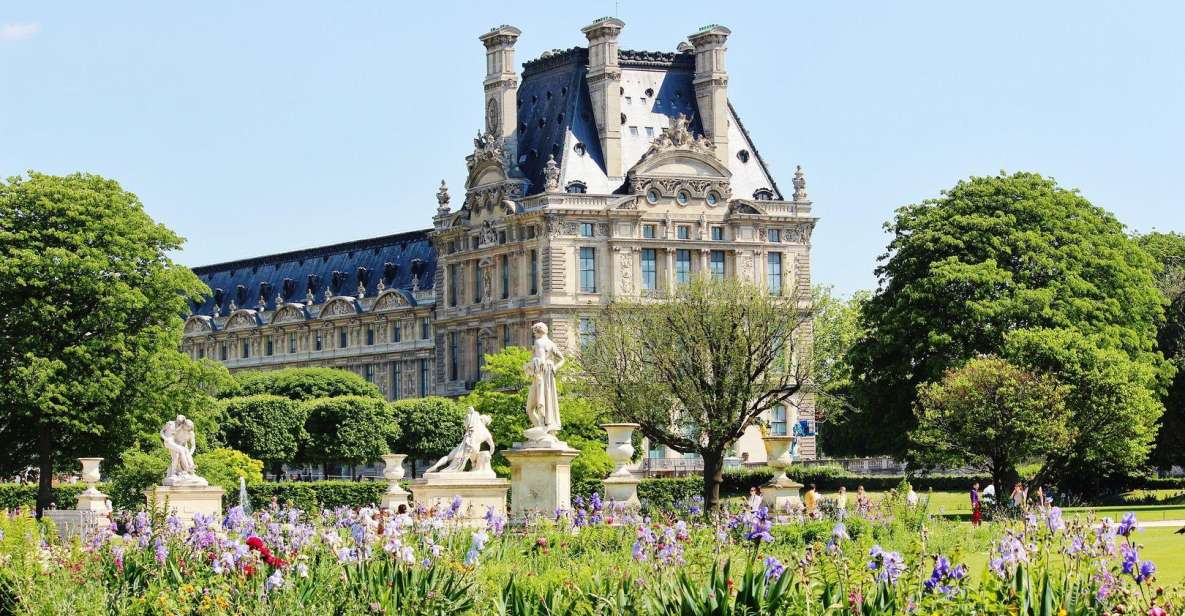 Paris: Palais Royal & Covered Galleries Audio Tour (EN) - Meeting Point