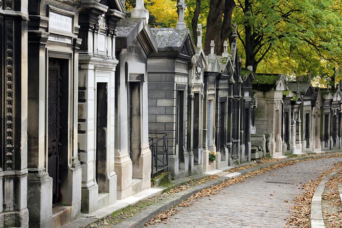 1 paris pere lachaise cemetery love affairs and death walking tour Paris Père Lachaise Cemetery Love Affairs and Death Walking Tour