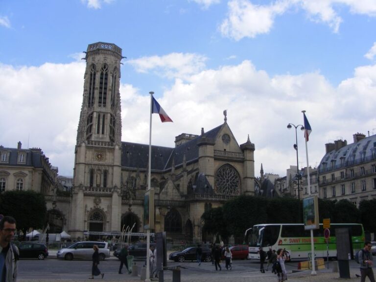 Paris Right Bank 2-Hour Private Walking Tour