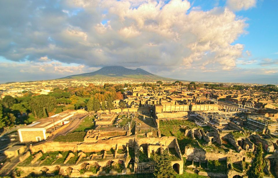 Pompeii: Private 4-Hour Shore Excursion From Naples