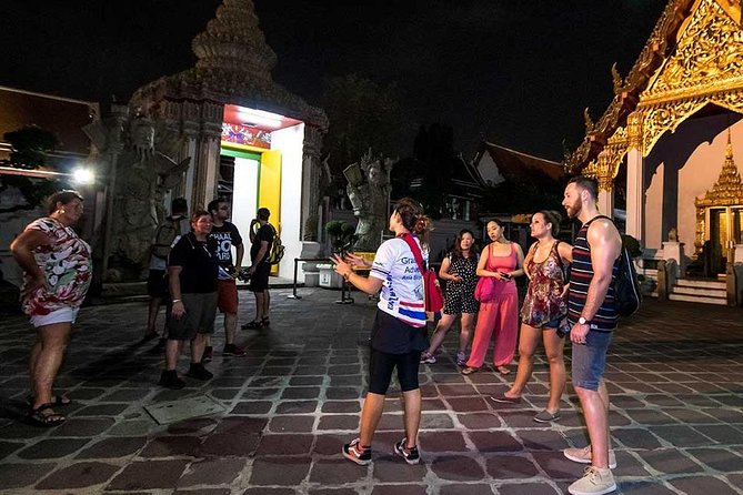 Popular Landmark Night Bike Tour in Bangkok