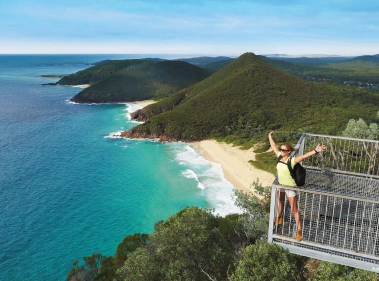 Port Stephens Small Group Dolphins & Dunes Combo