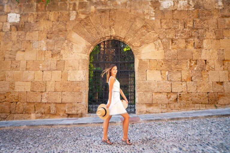 Portraits in Rhodes: Provate Vacation Photographer Tour