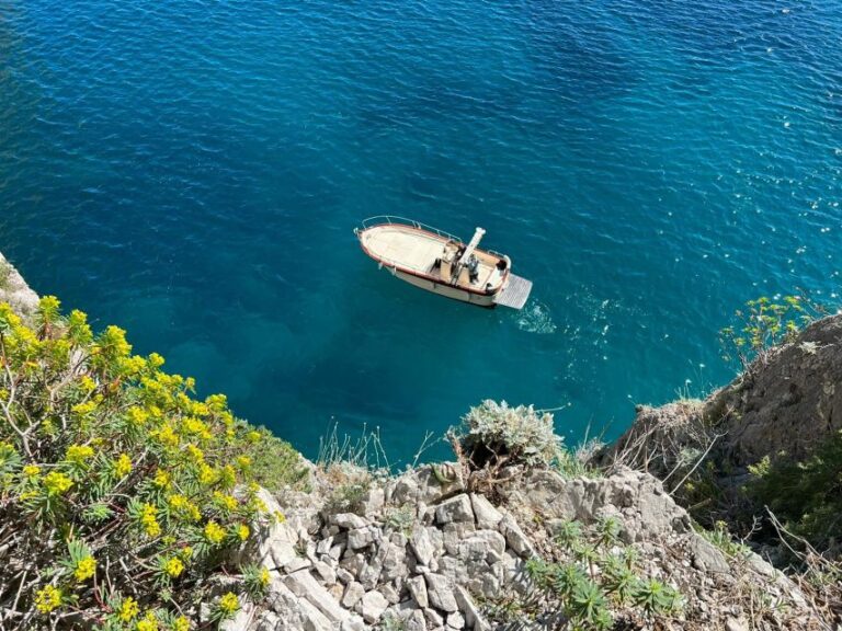 Private Boat Tour to Capri and the Amalfi Coast