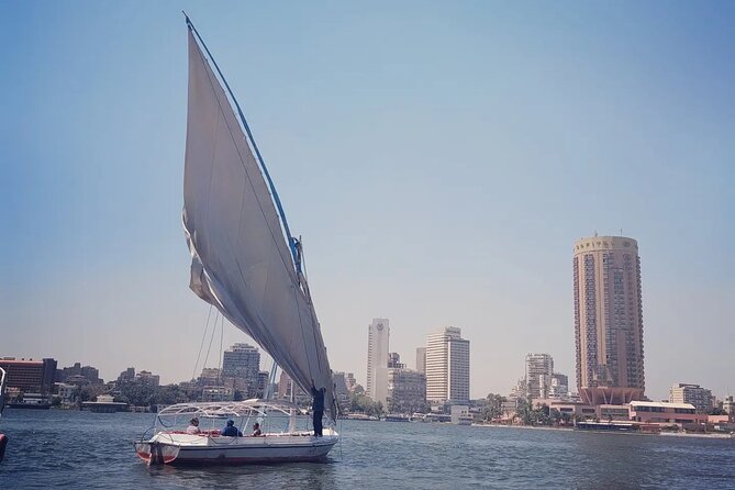 Private Sailing Boat With Its Sailor for One Hour or More