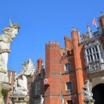 1 private tour hampton court palace by luxury sedan Private Tour Hampton Court Palace by Luxury Sedan