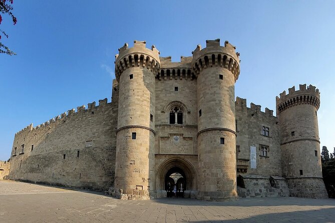 Private Tour of Rhodes Landmarks With Beach Time