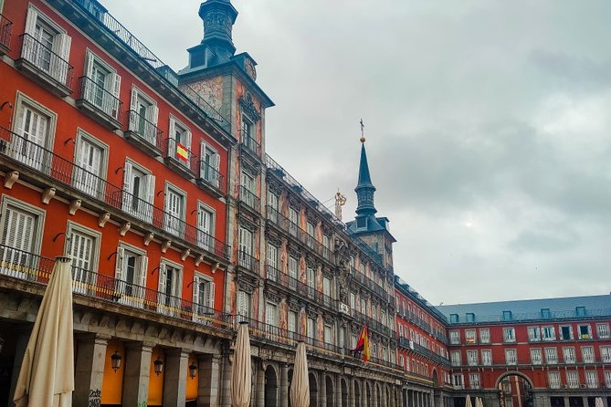 Private Tour of the Best of Madrid – Sightseeing, Food & Culture With a Local