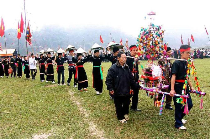 Private Transfer Between Hanoi or Noi Bai Airport and Mai Chau