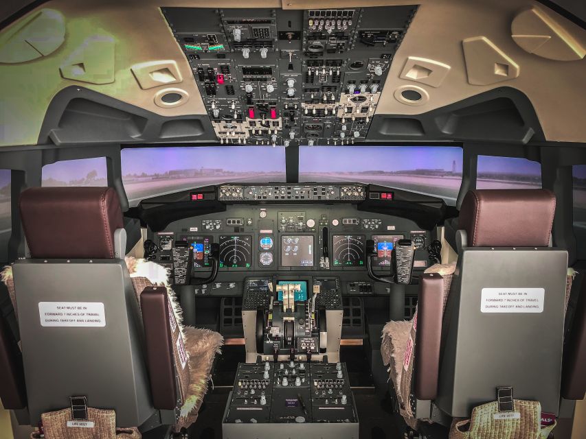 1 professional boeing 737 800 simulator 100 minutes Professional Boeing 737-800 Simulator - 100 Minutes