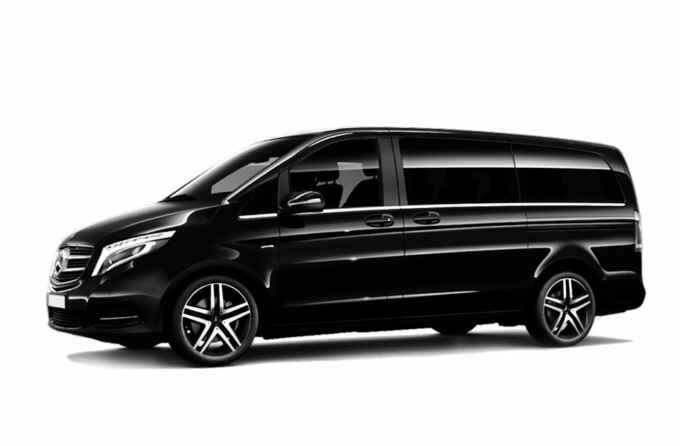 Reykjavik: Private Luxury Airport Transfer Service