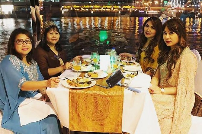 Romantic Dinner Cruise in Dubai Marina - Experience Highlights