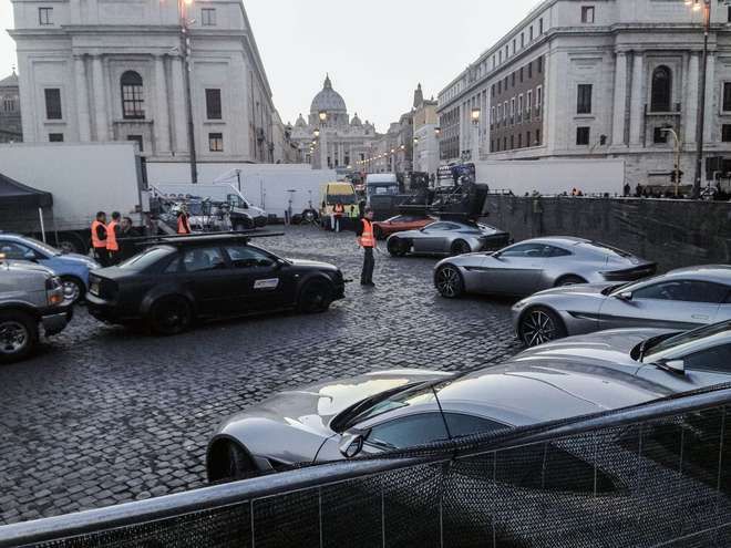 1 rome james bond spectre tour by minivan Rome: James Bond Spectre Tour by Minivan