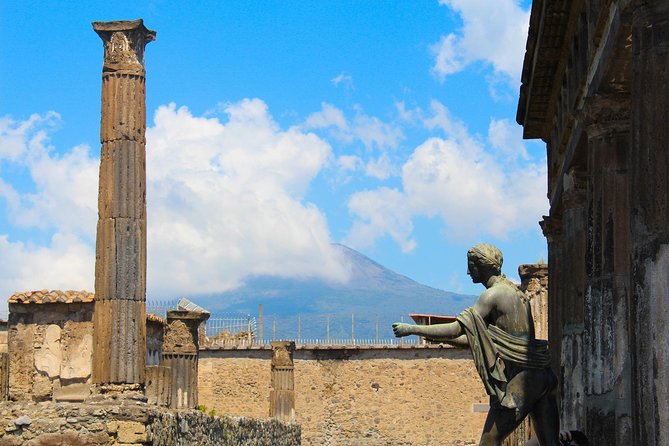 Rome to Pompeii Semi-Private Half-Day Tour With Admission