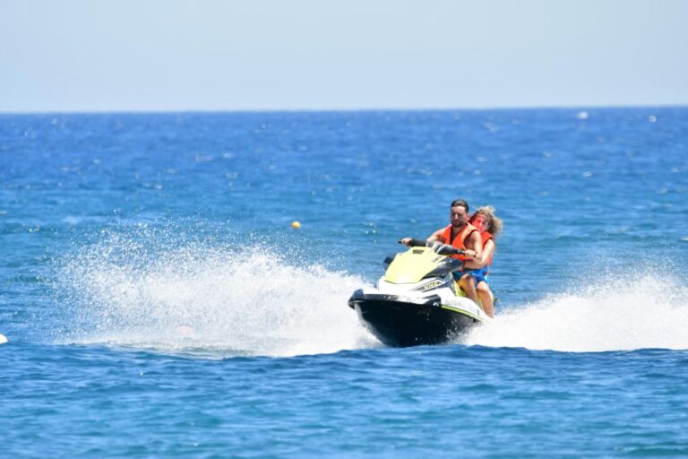 Santorini: Jet Ski Rental Santorini 130HP 30 Minutes