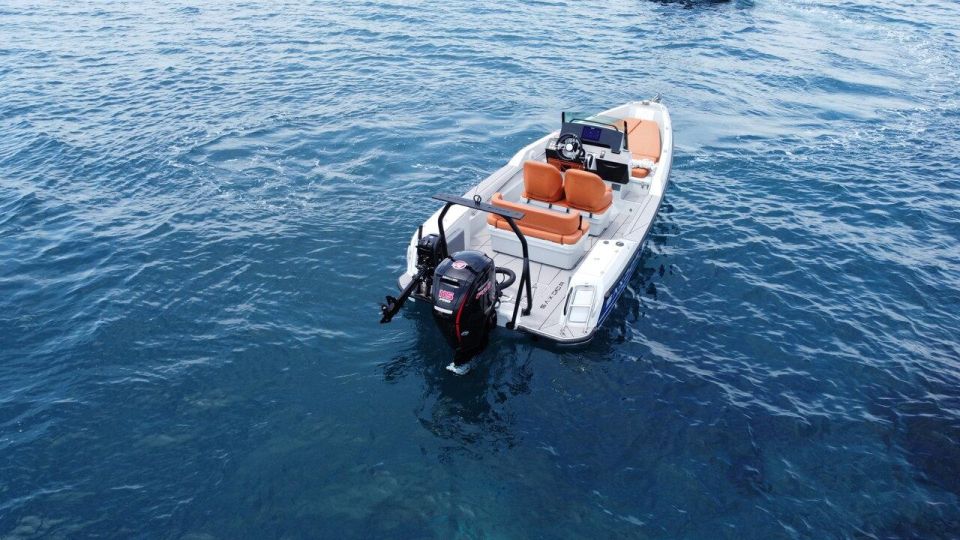 1 santorini luxury boat rental with license Santorini: Luxury Boat Rental With License