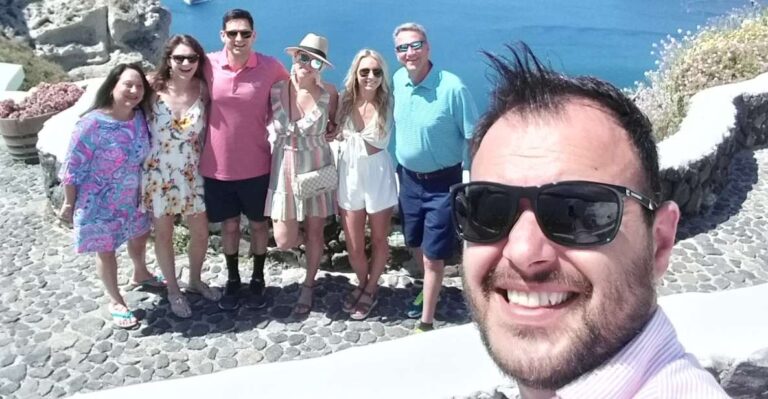 Santorini: Private Exclusive Tour With a Local Guide