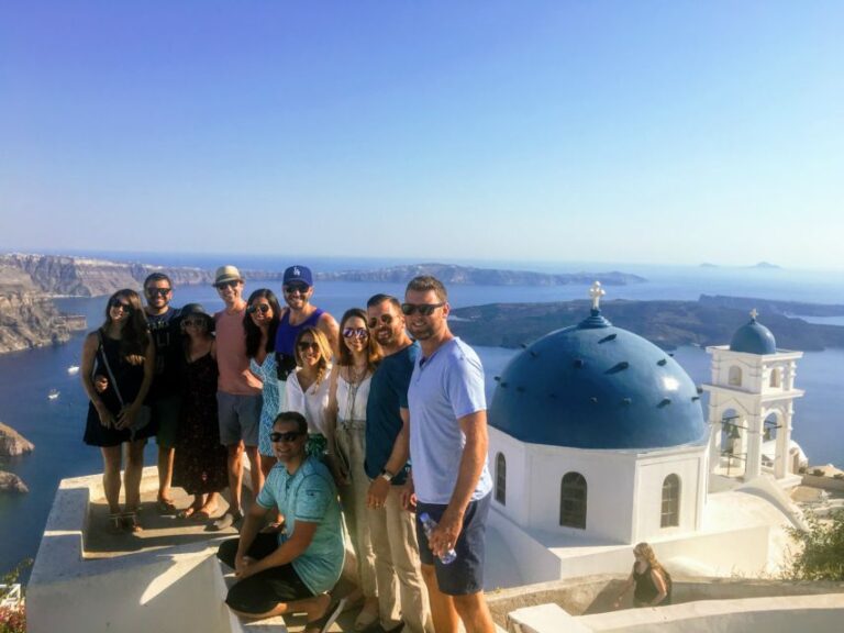 Santorini: Sightseeing Tour With Local Guide