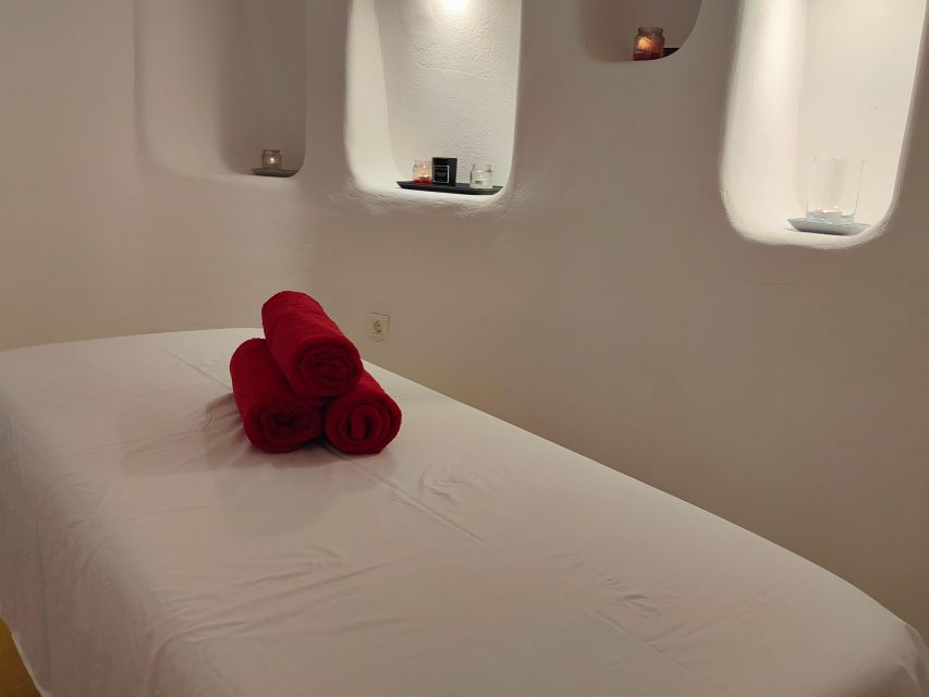 1 santorini singles aromatherapy massage free gym Santorini: Singles Aromatherapy Massage & Free Gym