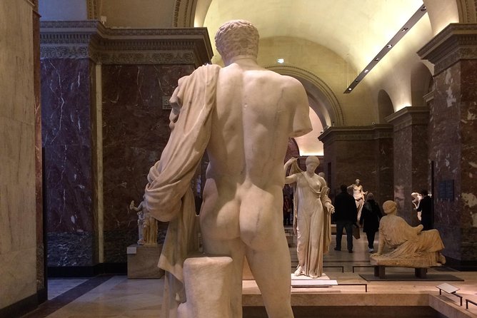 Semi-Private Louvre Masterpieces With Reserved Entrance Time