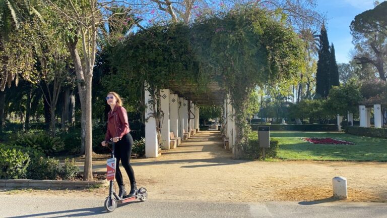 Seville: 2 Hour Electric Scooter Rental With GPS Route