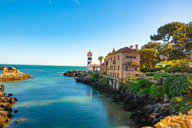 Sintra, Pena Palace and Cascais Private Full Day Tour