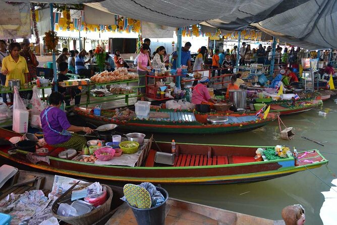 Skip the Line Admssion: Ayutthaya Floating Market With Tuk Tuk