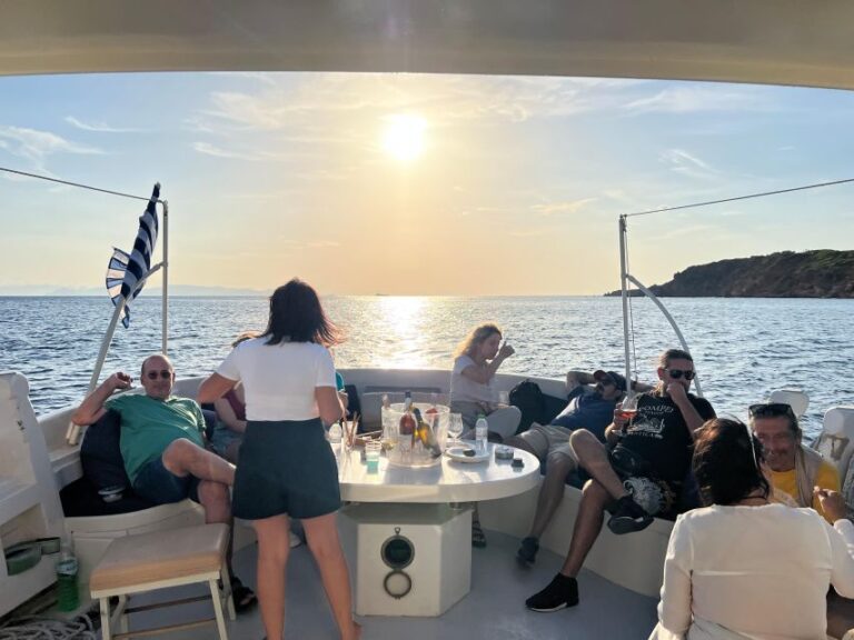 Sounio: Sun&Sea Full Day Exclusive Cruise With Lunch & Music