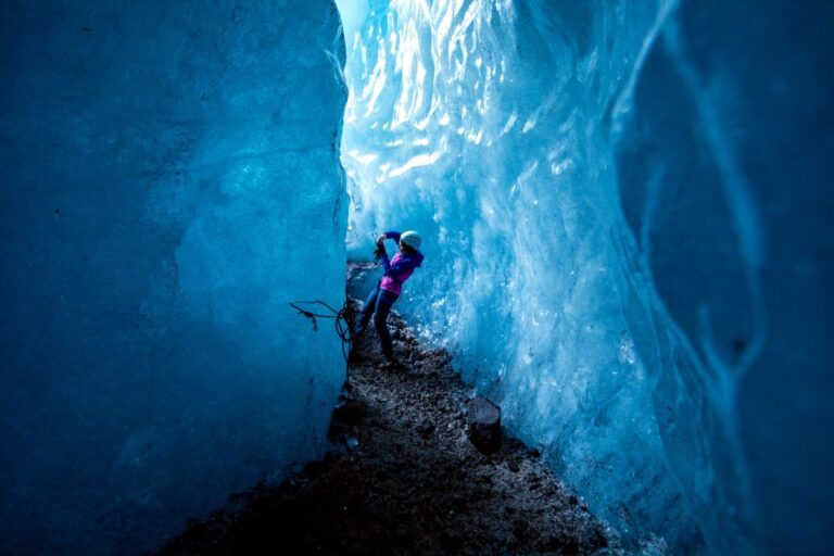 South Coast Iceland: 2-Day Blue Ice Cave & Jokulsarlon Tour